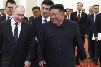 Ким Чен Ын признал участие КНДР в войне на стороне России, назвав это законной поддержкой «братского народа» и реализацией суверенного права.