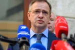 Россия готова воевать сколько потребуется, заявил Мединский на переговорах в Стамбуле. Договорились об обмене пленными «тысяча на тысячу».