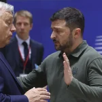 Зеленский обвинил Орбана в блокировании вступления Украины в ЕС и вмешательстве во внутреннюю политику своей страны через украинский вопрос.