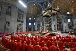 В Ватикане начался конклав: 133 кардинала выбирают нового Папу Римского. Среди кандидатов — украинец Николай Бычок и фавориты из трёх континентов.
