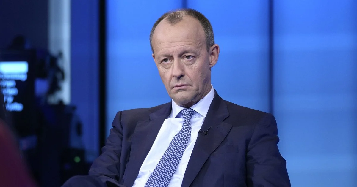 Фридрих Мерц заявил, что Германия не планирует отправлять войска в Украину, но готова предоставить другие формы безопасности и военную помощь.