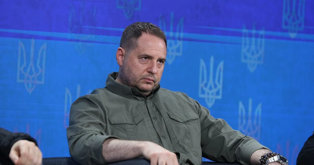 Ермак заявил, что Украина не уступит территорий и не изменит стратегический курс на пути к миру. США не требуют от Киева компромиссов.