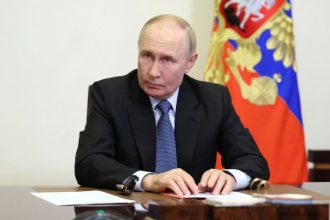 Болгария отвергла заявление Путина о причастности к войне в Украине и напомнила о суверенном праве на участие в НАТО, назвав обвинения манипуляцией.