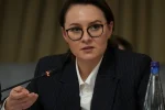 Доходы от украинских недр будут поступать в совместный фонд с США. В течение 10 лет все средства будут инвестироваться в восстановление и новые проекты.
