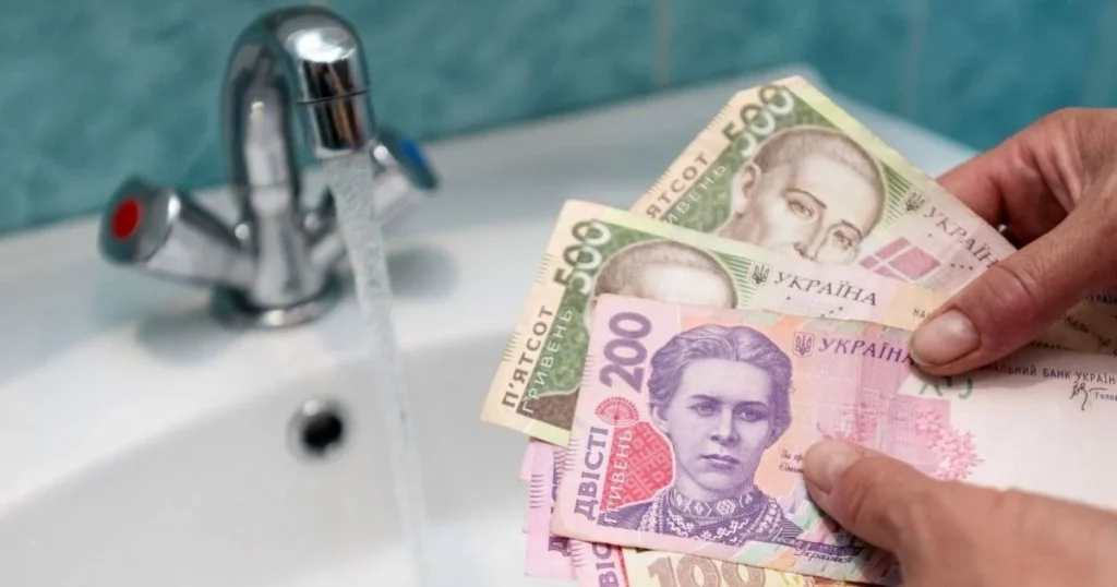 Цены на коммунальные услуги в Украине за год выросли в среднем на 20,1%, больше всего — электроэнергия. Какие тарифы остались без изменений?