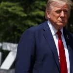 Бывший глава МИД Украины заявил, что Дональд Трамп уклонился от встречи с Зеленским на саммите G7, не имея ответа по поводу своей позиции в отношении Путина.