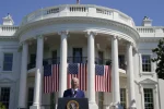 Украина атаковала авиабазы в глубине России. США не были предупреждены об операции. Бомбардировщики уничтожены. РФ подтвердила возгорание самолётов.