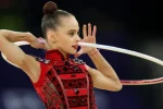 Украинка Таисия Онофрийчук выиграла золото в личном многоборье на Евро-2025 по художественной гимнастике — первая победа Украины за 28 лет.
