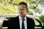 Министр иностранных дел Венгрии Петер Сийярто критикует план фон дер Ляйен — Зеленского, который, по его мнению, приведет к экономическим проблемам для Центральной Европы.