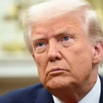 Дональд Трамп подписал указ о запрете въезда в США граждан 12 стран и ограничениях для ещё 7. Решение вступает в силу 9 июня.
