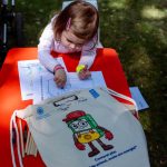 Тысячи жителей Кишинева приняли участие в фестивале Sun Dă-i Fest 2025, посвященном экологическим технологиям, устойчивому развитию и зеленым инновациям.