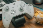Microsoft разрабатывает новое поколение Xbox. Консоль получит чип AMD, совместимость с играми и универсальную платформу для любых устройств.