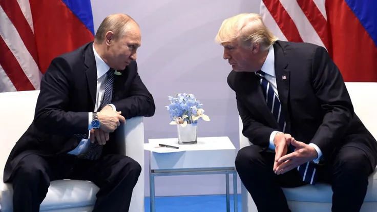 Трамп провёл часовой разговор с Путиным, который подтвердил намерения не отступать в войне в Украине; 4 июля запланирован разговор Трампа с Зеленским.