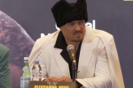 Фраза Усика «Don’t push the horses» стала мемом. Как она появилась, кто её придумал и почему англичане не поняли — разбираемся в феномене.