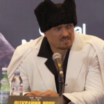 Фраза Усика «Don’t push the horses» стала мемом. Как она появилась, кто её придумал и почему англичане не поняли — разбираемся в феномене.
