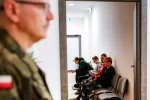 Польша в 2026 году направит 235 тыс. повесток на ВВК. Освидетельствование станет обязательным для мужчин и женщин некоторых специальностей — Wyborcza.