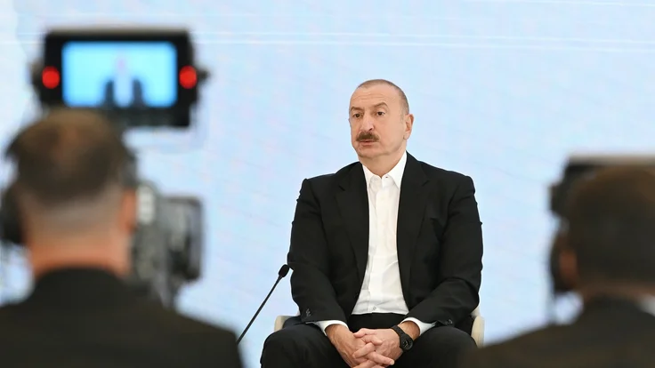 Президент Азербайджана Ильхам Алиев посоветовал Украине не мириться с оккупацией, ссылаясь на опыт возвращения Нагорного Карабаха.