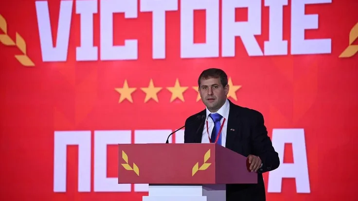 ЦИК Молдовы отказала блоку «Победа» в регистрации на выборы из-за связей с Иланом Шором, подозрений в нелегальном финансировании и нарушениях закона.