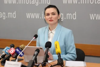 ЕС ввел санкции против молдавской политикессы Виктории Фуртунэ, призывавшей «вернуть» часть Одесской области и связанной с олигархом Шором.