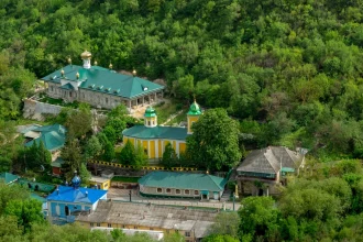 G Adventures представляет туры в Молдову и Румынию: пейзажи, замки, вино и культура. Новые маршруты стартуют весной 2026 года по цене от $1499 до $3999.