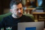 Зеленский обсудил с Алиевым поддержку Украины и осуждение преследований азербайджанцев в России. Договорились о сотрудничестве в энергетике и гуманитарной сфере.