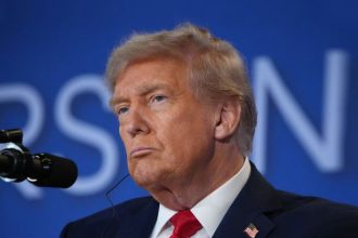 Президент США Дональд Трамп подытожил результаты переговоров с Владимиром Путиным по Украине. Прогресс есть, но соглашения по прекращению огня не достигнуто.