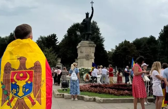 Молдова отметит 34-ю годовщину независимости 27 августа. Выходной день предоставлен бюджетникам, 28–29 августа останутся рабочими.