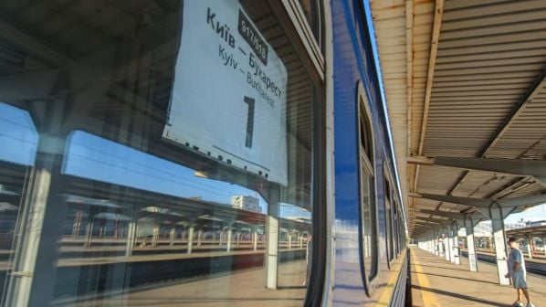 В сентябре возобновляется прямое пассажирское сообщение между Бухарестом и Киевом после пятилетнего перерыва. Тестовый запуск прошел в начале месяца, регулярное движение начнется в сентябре.