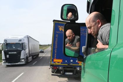 Украина продлила "транспортный безвиз" с Молдовой до конца 2027 года. Это упростит перевозки грузов и поспособствует росту товарооборота между странами