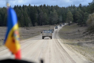 В Молдове начались совместные военные учения с Румынией и США. Учения "Огненный щит" продлятся до 18 августа, включая передвижение военной техники.