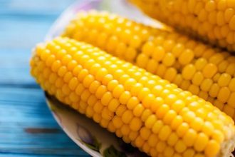 Кукуруза — это не только вкусный продукт, но и важный источник питательных веществ, витаминов и минералов для вашего здоровья.
