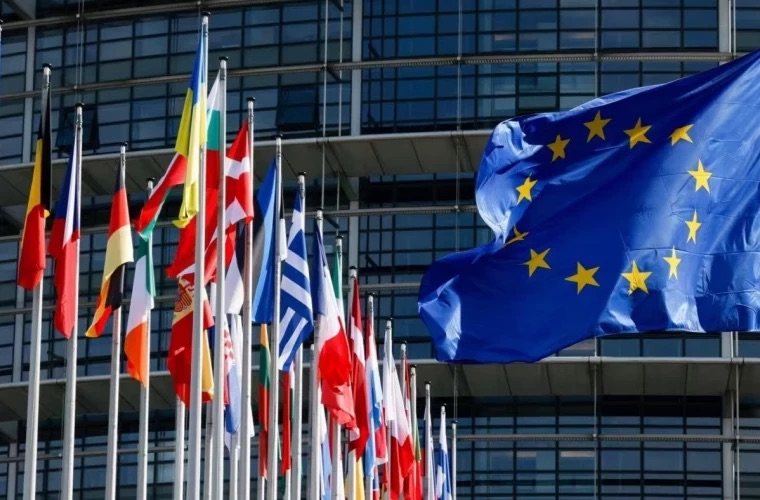 Литва предложила начать переговоры о вступлении Украины и Молдовы в ЕС без согласия Венгрии, с целевой датой вступления в 2030 году.