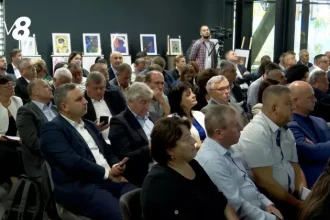 В Кишинёве более 300 мэров из Молдовы, Румынии, Украины и Польши договорились о создании структуры для привлечения фондов ЕС на совместные проекты.