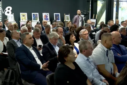 В Кишинёве более 300 мэров из Молдовы, Румынии, Украины и Польши договорились о создании структуры для привлечения фондов ЕС на совместные проекты.