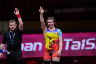 Молдавская борчиха Ирина Рынгач выиграла бронзу чемпионата мира в Загребе, победив украинку Ирину Коляденко. Это её третья мировая медаль.