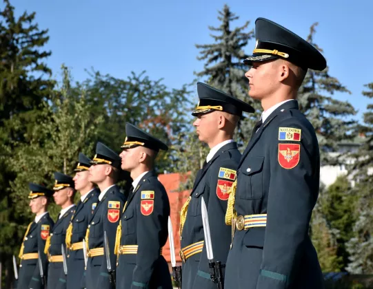 Национальная армия Молдовы отметила 34 года со дня основания. В Кишинёве прошли торжества, а в субботу горожан ждут выставка техники и армейские традиции.
