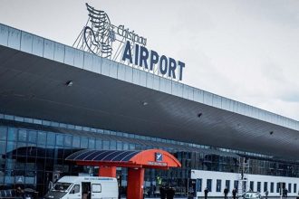 Доступ в терминал аэропорта Кишинева с 25 по 30 сентября ограничат — попасть смогут только пассажиры с билетами и экипажи самолетов.