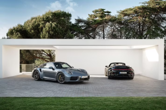 Porsche 911 Turbo S получил гибридный привод T-Hybrid, мощность выросла до 711 л.с., разгон до 100 км/ч за 2,5 сек., дебют на IAA 2025.