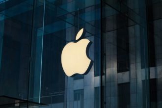Презентация Apple 9 сентября: iPhone 17, Apple Watch, AirPods и система AI с упором на безопасность и экосистемную интеграцию.