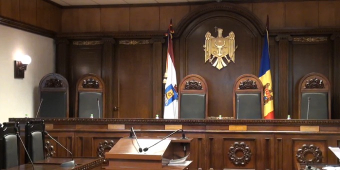 В Молдове обсуждают внедрение ИИ в судах для автоматического протоколирования заседаний и оптимизации процесса правосудия.