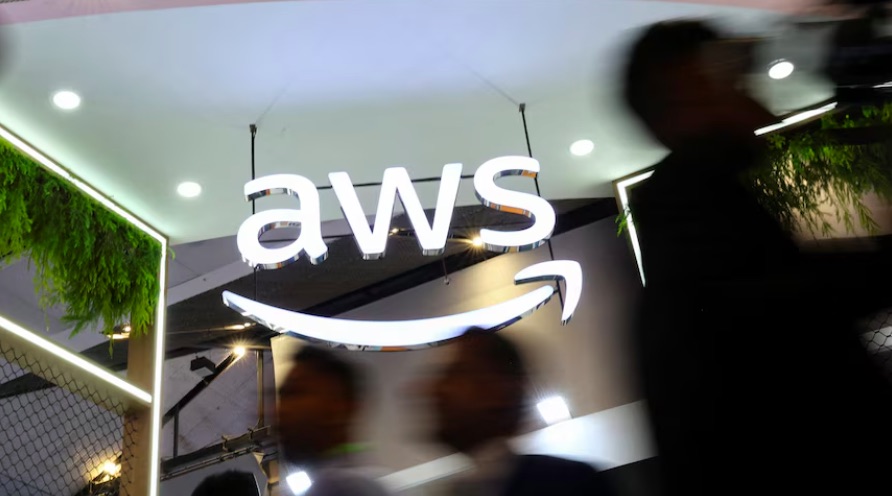 Amazon Web Services столкнулся с критическим сбоем 20 октября: пострадали Duolingo, Roblox, Snapchat и Fortnite. Компания подтвердила сбой.