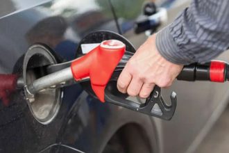 В Молдове после снижения снова растут цены на топливо из-за санкций США против «Лукойл» и «Роснефти», а также роста мировых цен на нефть.