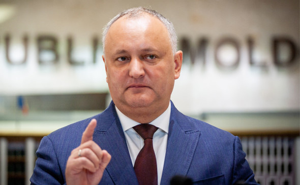 Игорь Додон заявил, что Александр Мунтяну — профессионал, но остаются вопросы о его роли в управлении будущим правительством Молдовы.