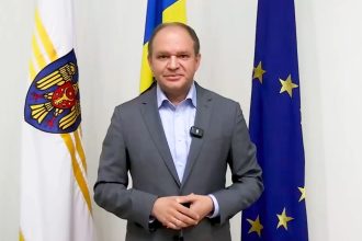 Ион Чебан отказался от мандата депутата и продолжит работу мэром Кишинева, чтобы сохранить стабильность в управлении столицей.