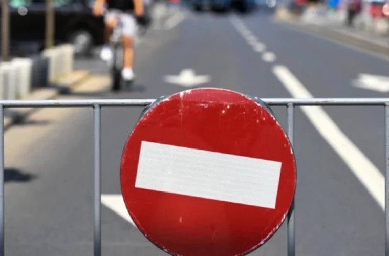 Движение по улице Колумна в Кишинёве приостановлено с 31 октября по 2 ноября 2025 года из-за ремонтных работ.