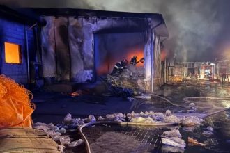 На Мунчештском шоссе в Кишинёве вечером 30 сентября вспыхнул пожар: горело более 3000 м² склада, обошлось без жертв.