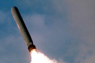 Трамп сообщил, что почти принял решение передать Украине ракеты Tomahawk. Он уточняет, как именно планируется их использовать.