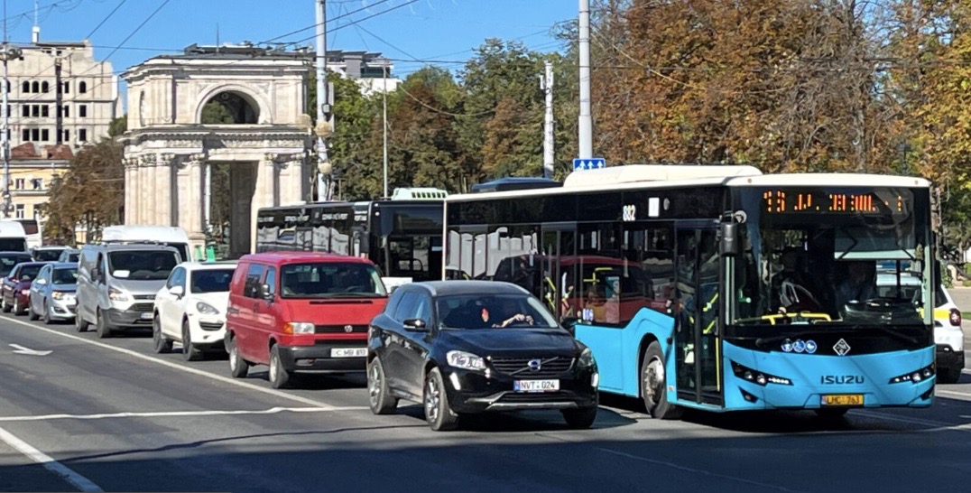 В День города Кишинёва 14 октября 2025 года изменится движение троллейбусов и автобусов — мэрия опубликовала подробные схемы маршрутов.