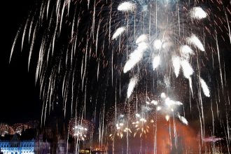 Город Констанца в Румынии отменил новогодний фейерверк ради защиты животных и экологии, присоединившись к Клужу, Яссам и другим.