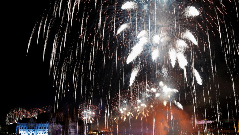 Город Констанца в Румынии отменил новогодний фейерверк ради защиты животных и экологии, присоединившись к Клужу, Яссам и другим.